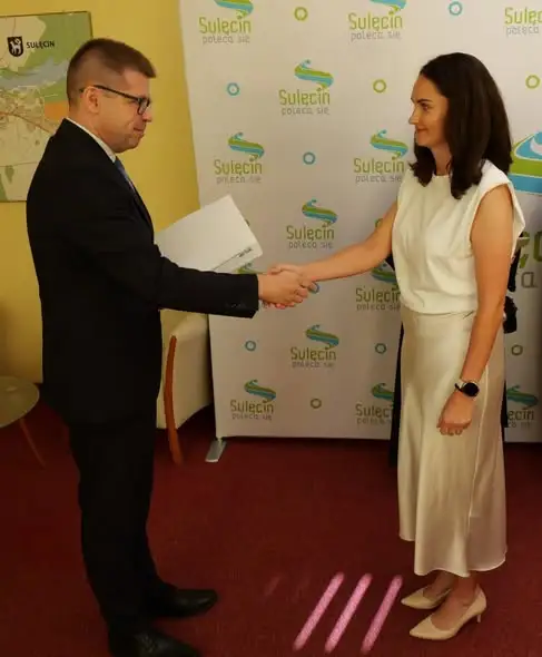 Cztery nauczycielki z Sulęcina i Wędrzyna otrzymały awans na stopień nauczyciela mianowanego