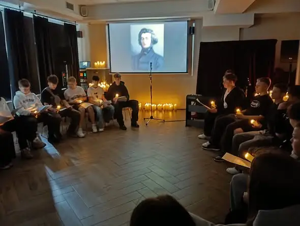 Narodowe Czytanie w Słońsku – uczniowie klasy 8a zachwycili publiczność