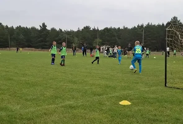 Pierwszy turniej żaka młodszego rocznika 2019 w Krzeszycach – UKS Słońsk zadowolony z występu