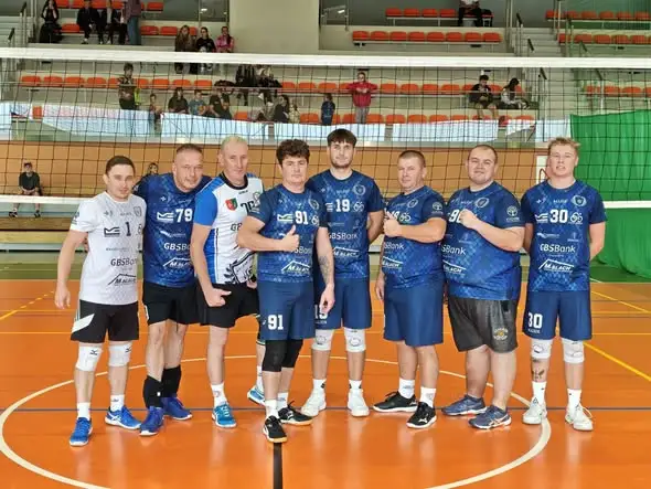 Siatkarze z Krzeszyc zagrali dla Michalinki w Kostrzynie nad Odrą