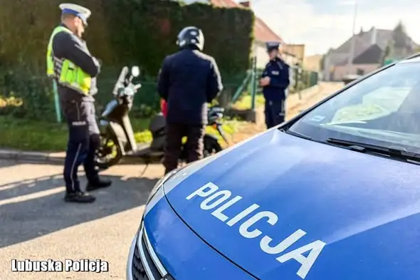 Sulęcińscy policjanci kontrolowali motocyklistów. Bezpieczeństwo na drodze po zakończeniu sezonu