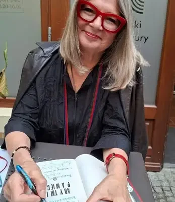 Nowości literackie z autografami w bibliotece w Słońsku